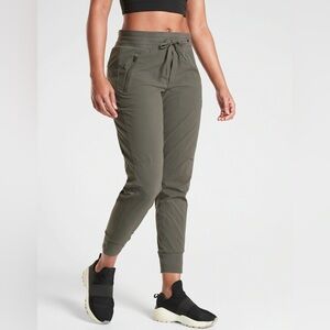 ATHLETA Trekkie North Jogger Mountain Olive, Hiking Pants Trail Joggers